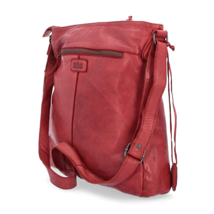 červena kožena kabelka